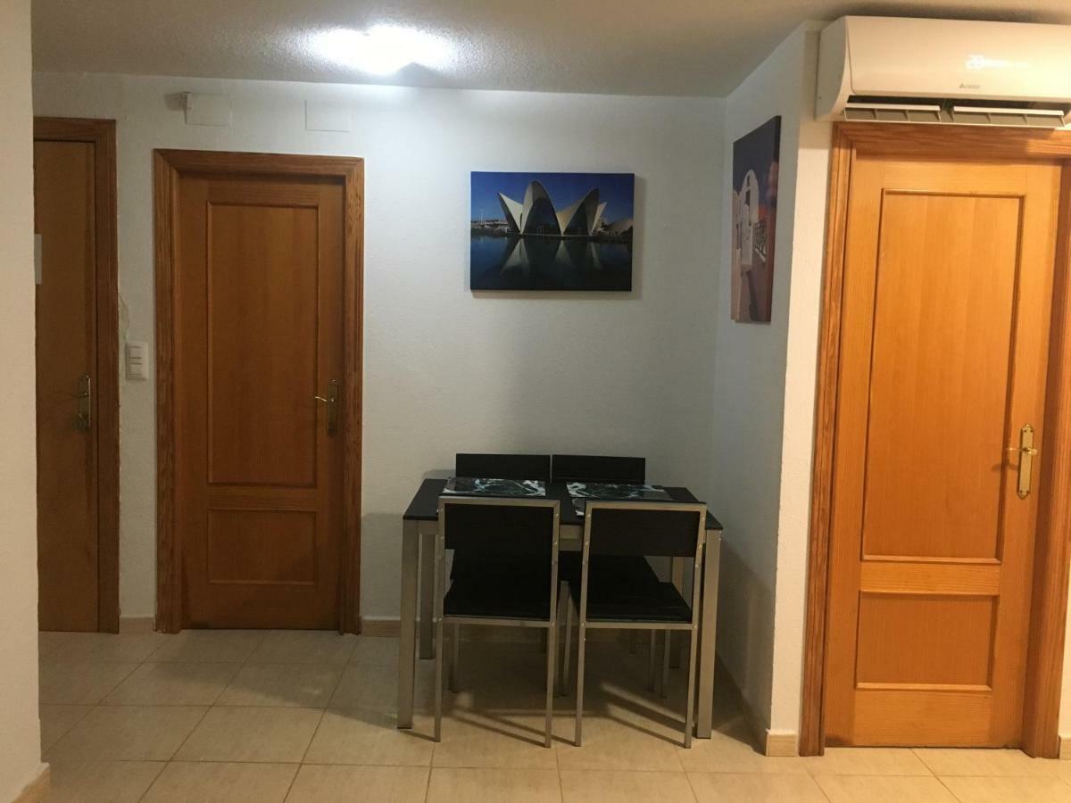 Apartamento Ciudad De Las Ciencias 2 فالنسيا المظهر الخارجي الصورة